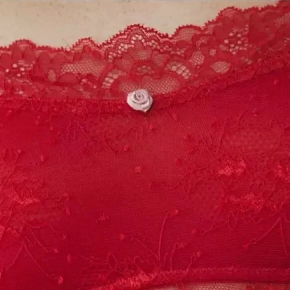 NWT Out From Under Red Lace Floral Bra Top / Bralette Off The Shoulder  Size XL - Picture 4 of 16